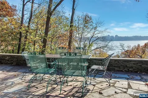1470 Palisade Terrace Fort Lee NJ 07024