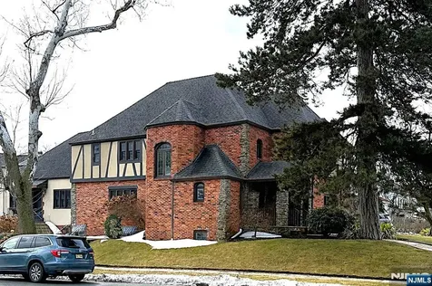 632 Belgrove Drive Kearny NJ 07032
