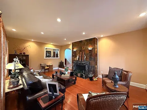 632 Belgrove Drive Kearny NJ 07032