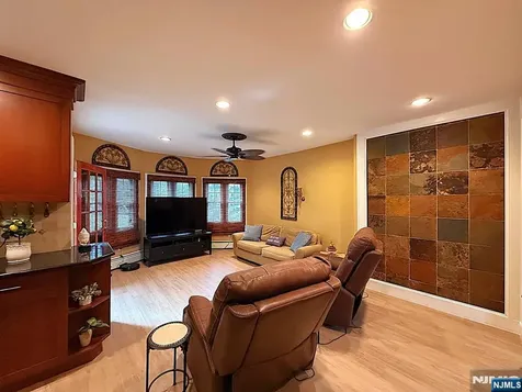 632 Belgrove Drive Kearny NJ 07032