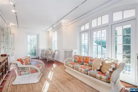 5 Rocky Way West Orange NJ 07052