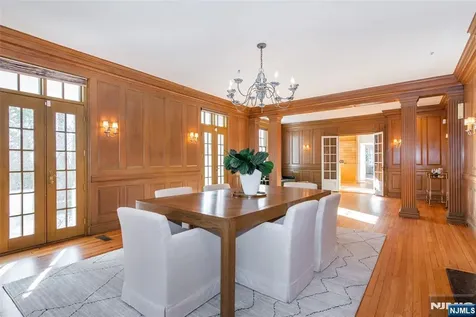 5 Rocky Way West Orange NJ 07052