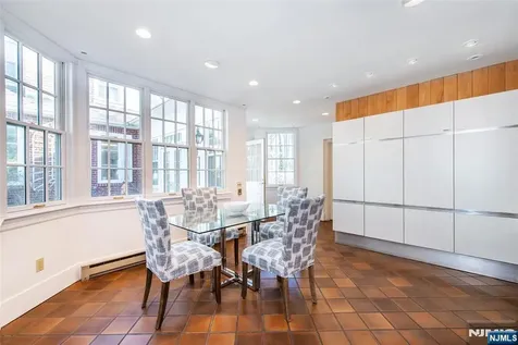 5 Rocky Way West Orange NJ 07052