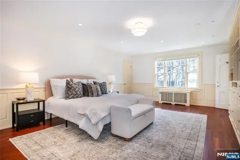 5 Rocky Way West Orange NJ 07052