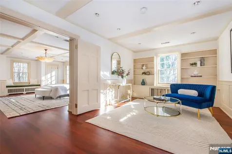 5 Rocky Way West Orange NJ 07052