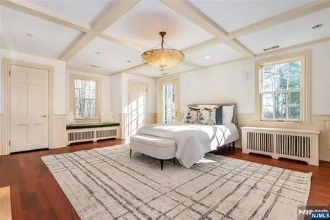 5 Rocky Way West Orange NJ 07052