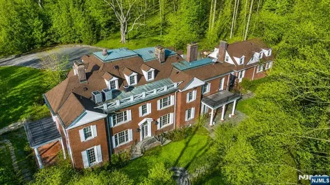 5 Rocky Way West Orange NJ 07052