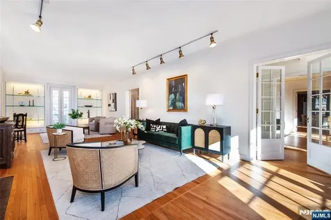 5 Rocky Way West Orange NJ 07052