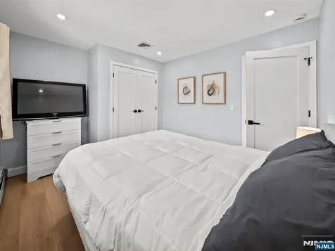 43 Ploch Road Clifton NJ 07013