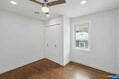 13 Roger Avenue Wanaque NJ 07420
