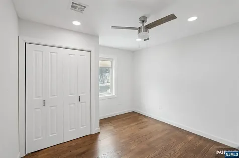 13 Roger Avenue Wanaque NJ 07420