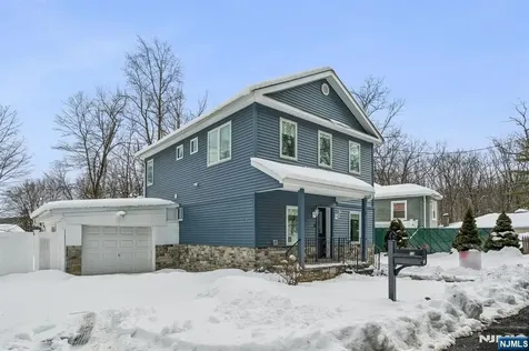 13 Roger Avenue Wanaque NJ 07420