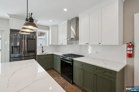13 Roger Avenue Wanaque NJ 07420