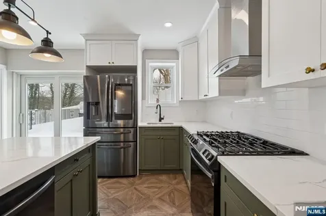 13 Roger Avenue Wanaque NJ 07420