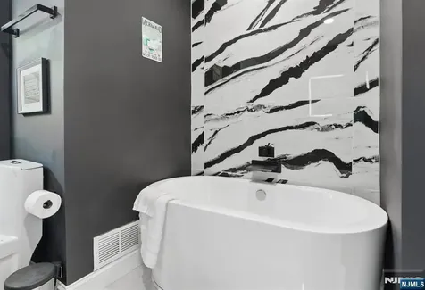 21 Skyview Road Ringwood NJ 07456