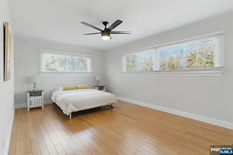 21 Skyview Road Ringwood NJ 07456