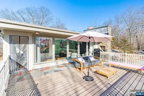 21 Skyview Road Ringwood NJ 07456