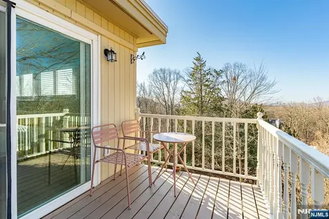 21 Skyview Road Ringwood NJ 07456
