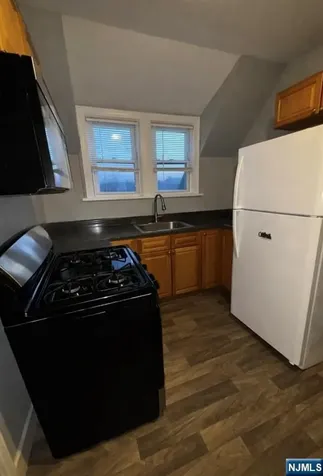 942 E 19th Street Paterson NJ 07501