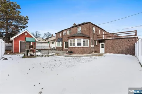 80 Glenwood Avenue Elmwood Park NJ 07407