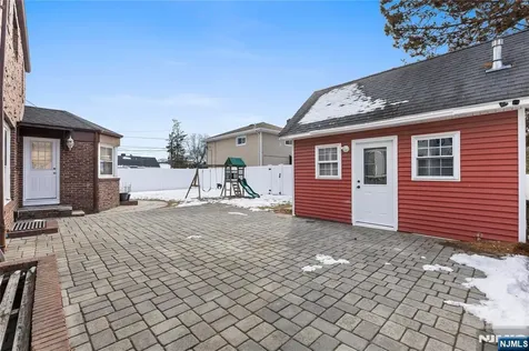 80 Glenwood Avenue Elmwood Park NJ 07407