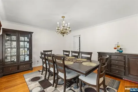 80 Glenwood Avenue Elmwood Park NJ 07407