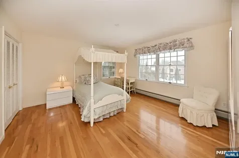 513 Lydia Lane Wyckoff NJ 07481