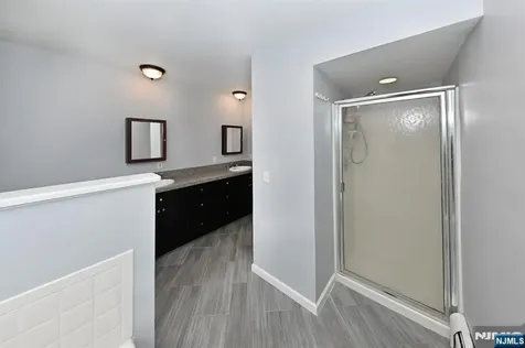 513 Lydia Lane Wyckoff NJ 07481