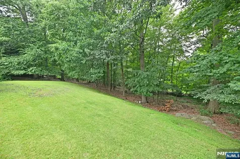 513 Lydia Lane Wyckoff NJ 07481