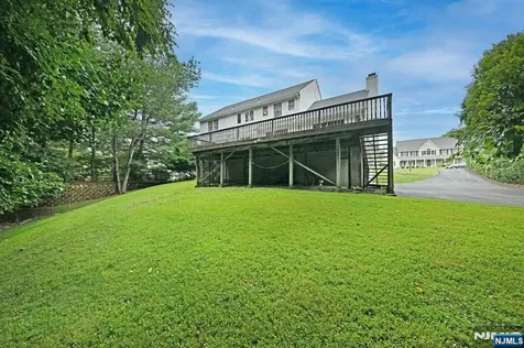 513 Lydia Lane Wyckoff NJ 07481