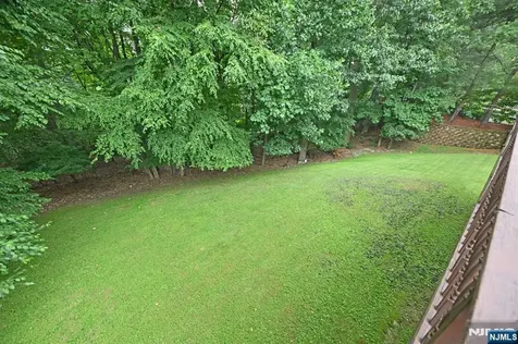 513 Lydia Lane Wyckoff NJ 07481