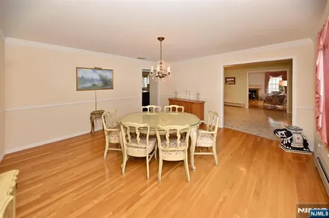 513 Lydia Lane Wyckoff NJ 07481