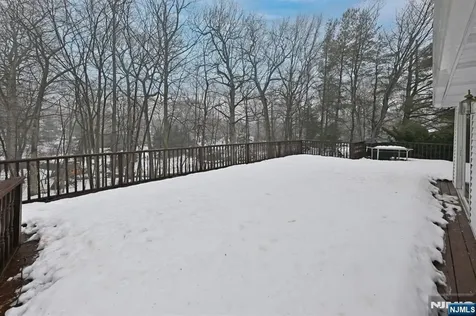 513 Lydia Lane Wyckoff NJ 07481