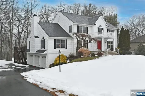 513 Lydia Lane Wyckoff NJ 07481