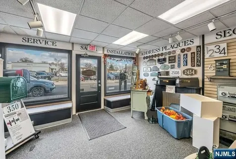 10 W Prospect Street Waldwick NJ 07463
