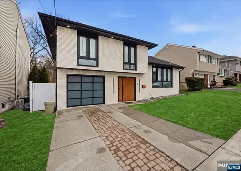 32 Luhman Terrace Secaucus NJ 07094