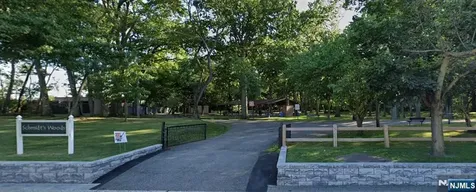 32 Luhman Terrace Secaucus NJ 07094