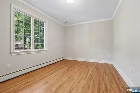 47 Cortland Trail Mahwah NJ 07430