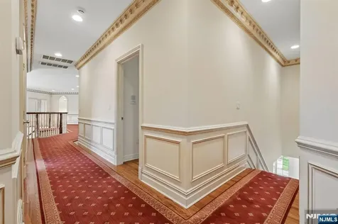 47 Cortland Trail Mahwah NJ 07430