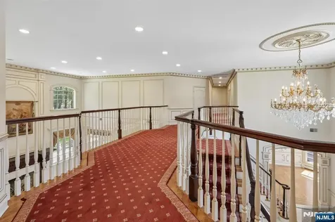 47 Cortland Trail Mahwah NJ 07430