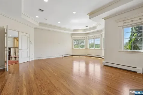 47 Cortland Trail Mahwah NJ 07430