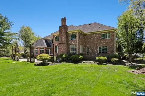 47 Cortland Trail Mahwah NJ 07430