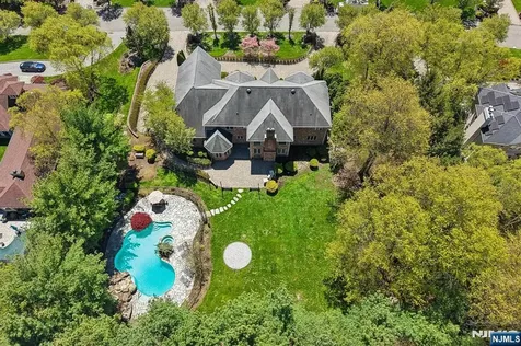 47 Cortland Trail Mahwah NJ 07430