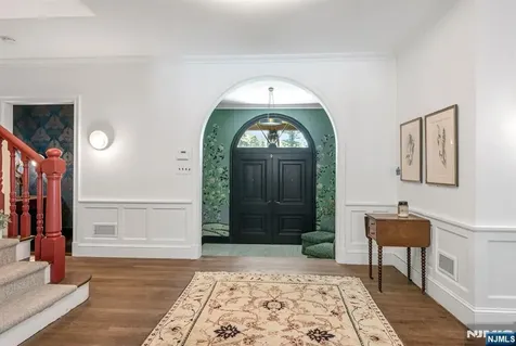 681 Closter Dock Road Closter NJ 07624