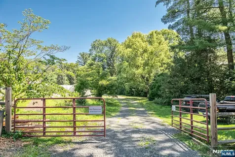 681 Closter Dock Road Closter NJ 07624