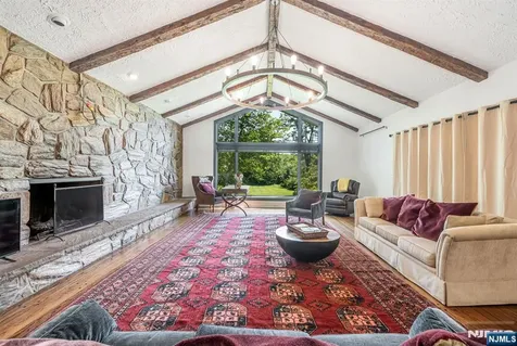 681 Closter Dock Road Closter NJ 07624