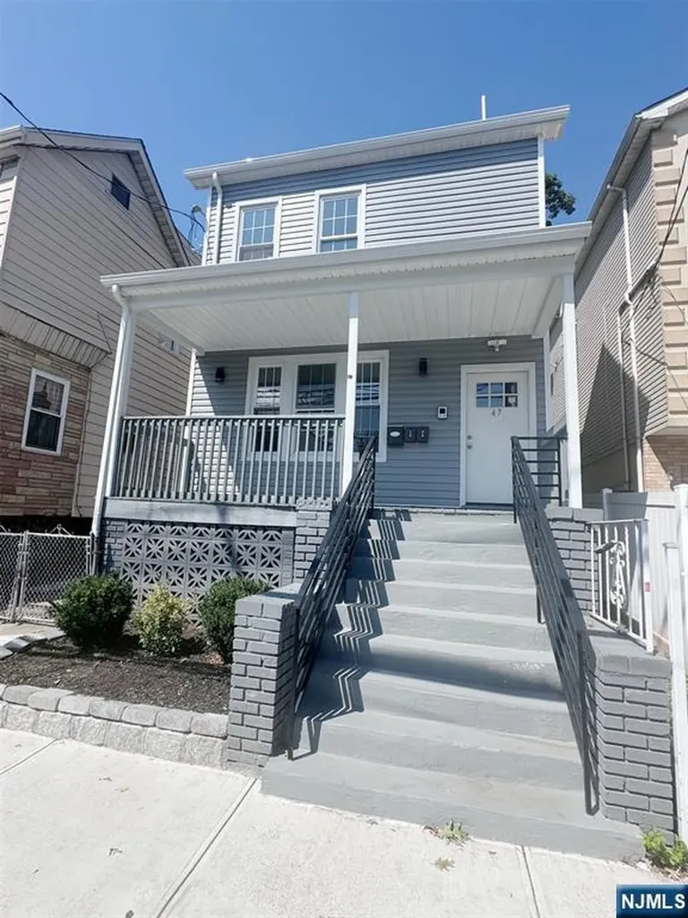 47 Aldine Street Newark NJ 07112