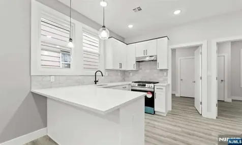 47 Aldine Street Newark NJ 07112