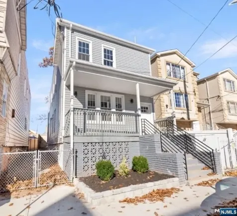 47 Aldine Street Newark NJ 07112