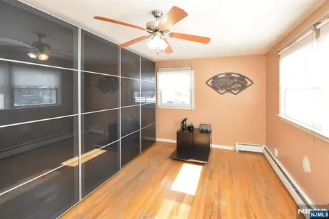 454 E Ridgewood Avenue Paramus NJ 07652